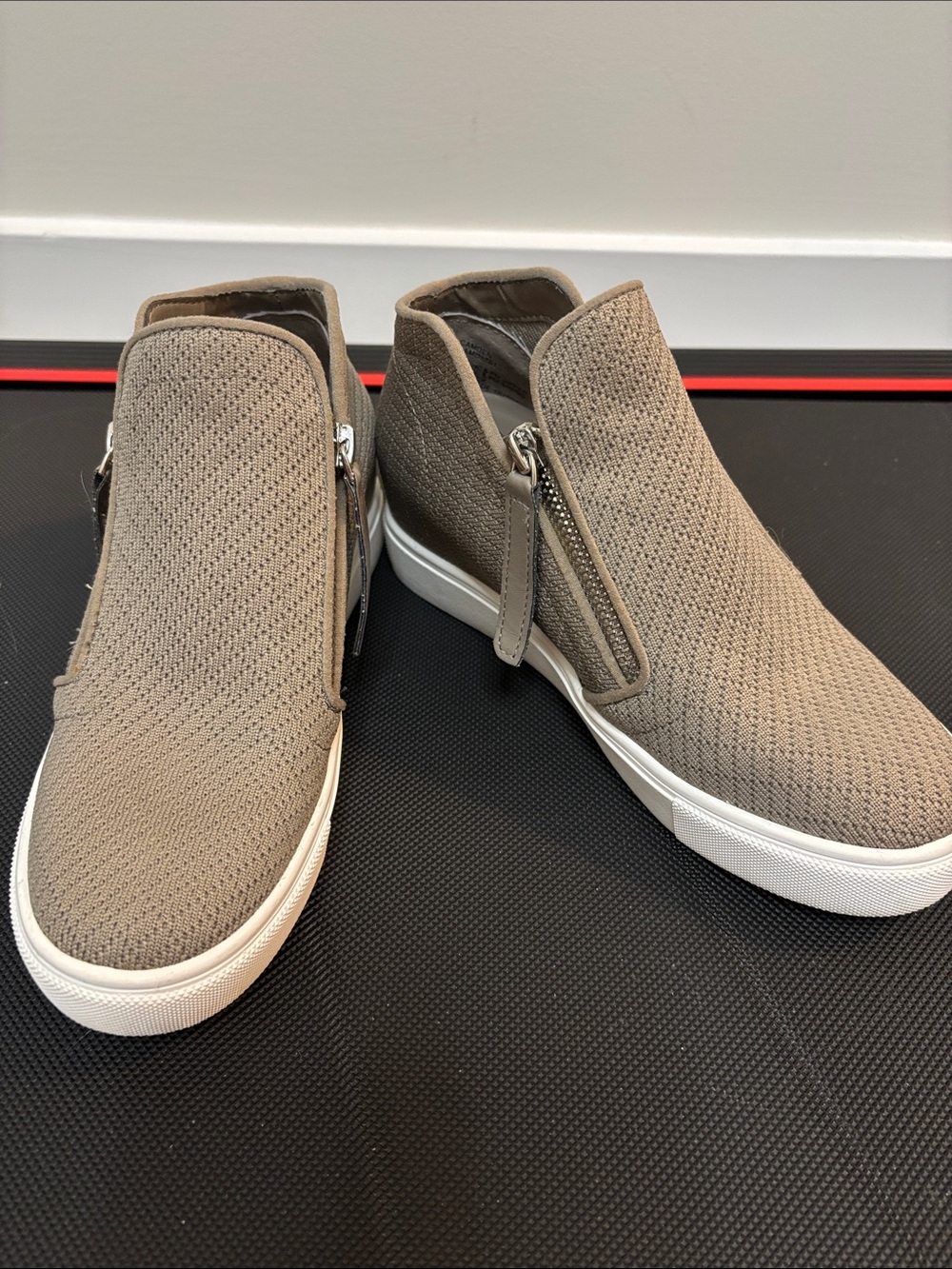 Steve Madden Taupe Knit Zip-Detail Ankle Sneakers